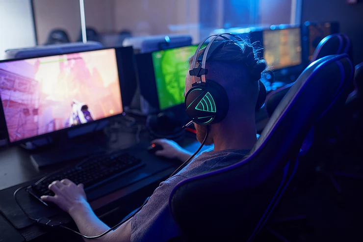 12 insights player experience managers need for success